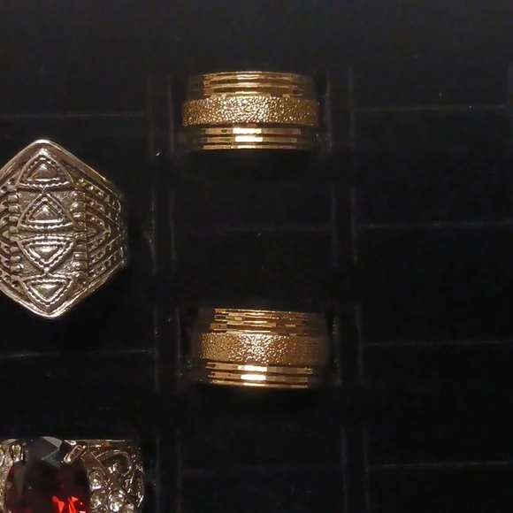 Lot of size 5 rings. 14 rings total. NWT. Rose gold, silver & yellow gold colors - Picture 12 of 14